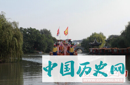 为什么乾隆皇帝爱下江南？