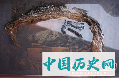 山东黄岛土山屯汉墓发掘出土千件文物