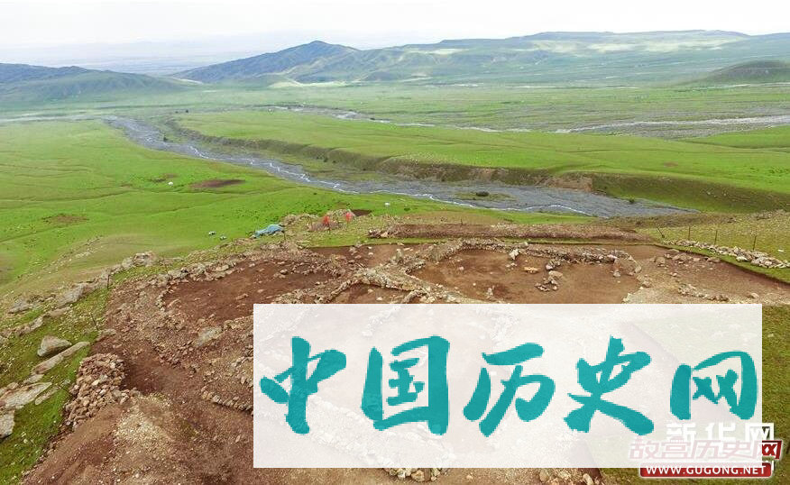新疆温泉县发现青铜时代大型聚落遗址