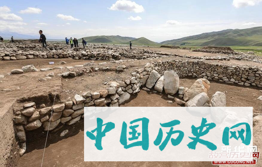 新疆温泉县发现青铜时代大型聚落遗址